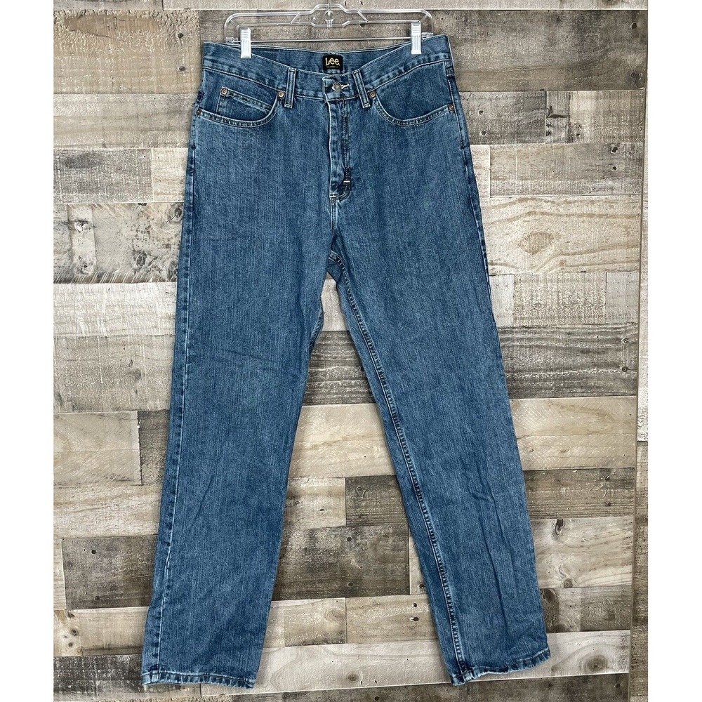 Vintage Lee Jeans Relaxed Fit Men's Size 33 x 34 Blue Distressed Denim 5 Pocket